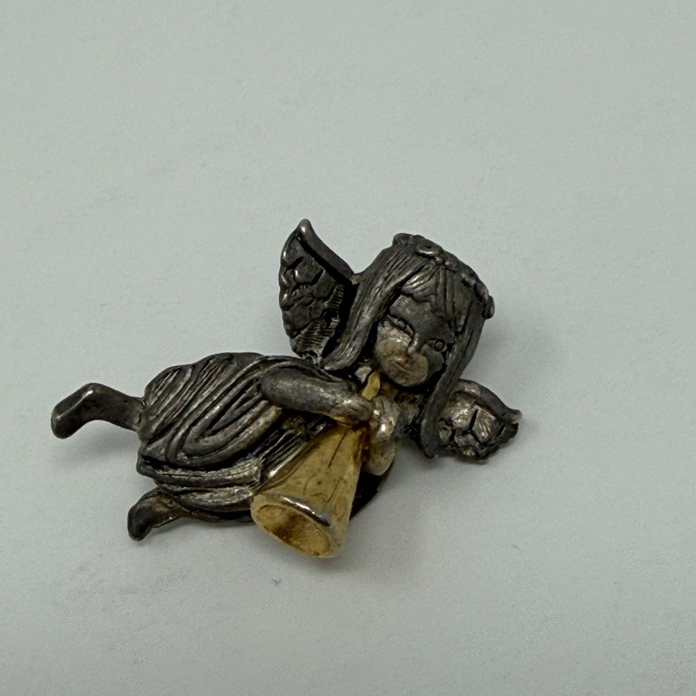 D.M. (Daria) Guardian Angel with Trumpet Religious Pinback Brooch Silver Tone